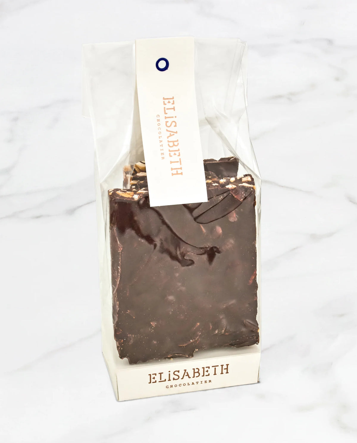 Donkere chocoladebrokken met gekaramelliseerde amandelen