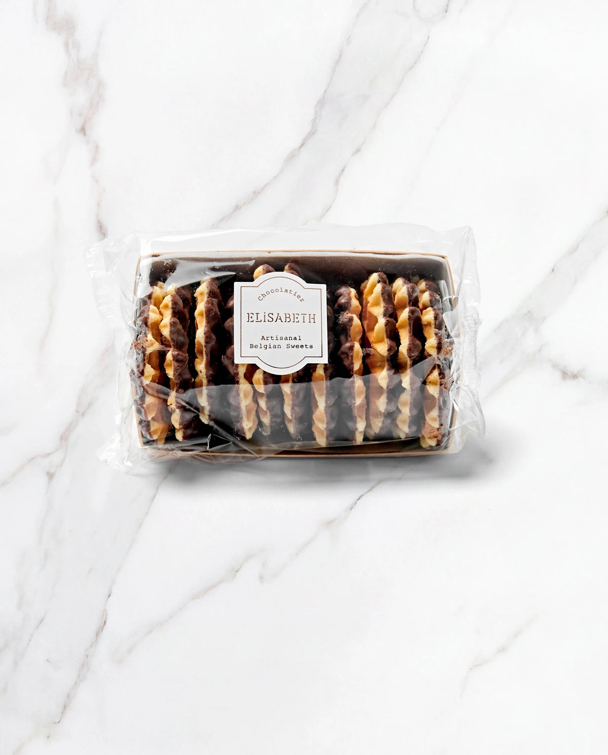 Krokante boterwafels met chocolade, bovenaanzicht